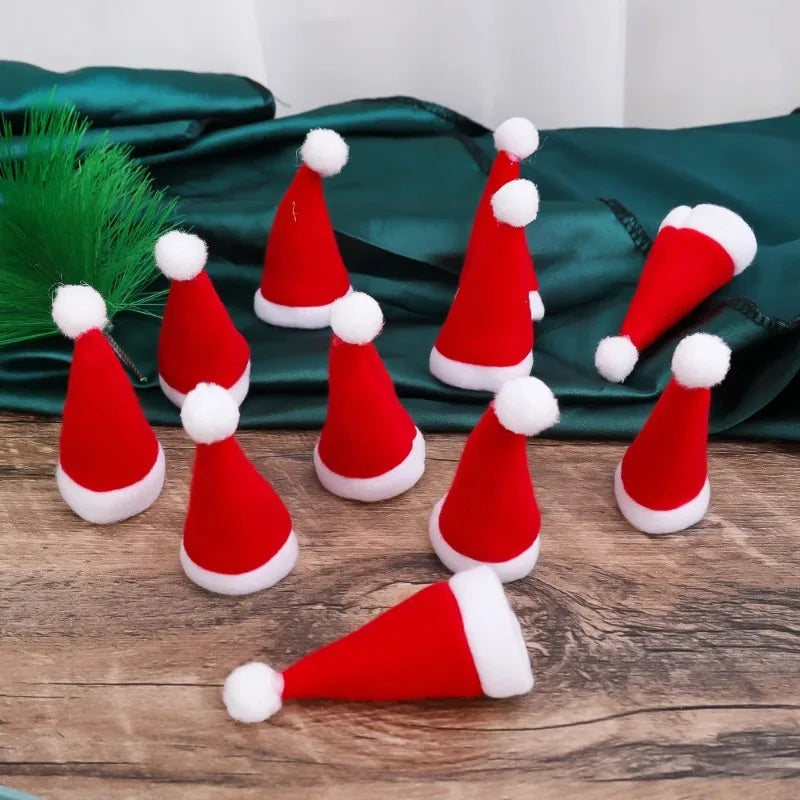 Mini Santa Hat Wine Bottle Covers for Bottle Xmas Decor Christmas Holiday Home Dinner Table Christmas Hats Party Decora Supplies