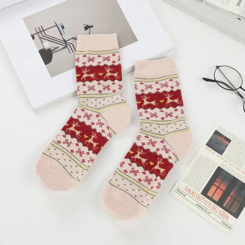 5 pairs of Christmas socks, autumn and winter warm Christmas deer socks, unisex, Christmas atmosphere outfit, women's gift