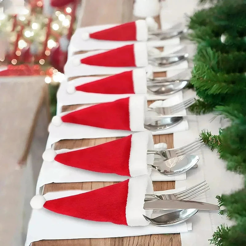 Mini Santa Hat Cutlery Holders – Festive Christmas Dinner Tableware Pouch for Fork & Knife, Holiday Dinner Party Decor & Favor